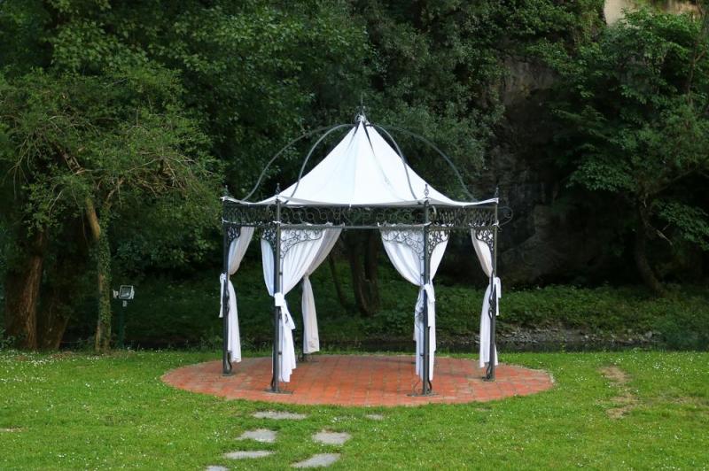 Quel mobilier louer &agrave; Rantzwiller pour impressionner vos invit&eacute;s ?